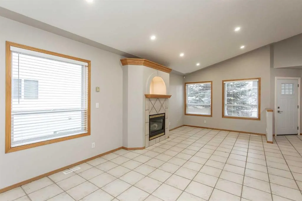 56 Daines Avenue