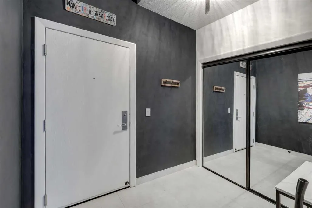 210 15 Avenue SE #3301