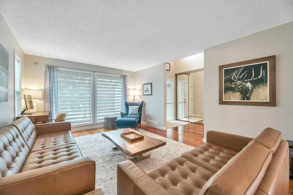 408 Woodside Road SW