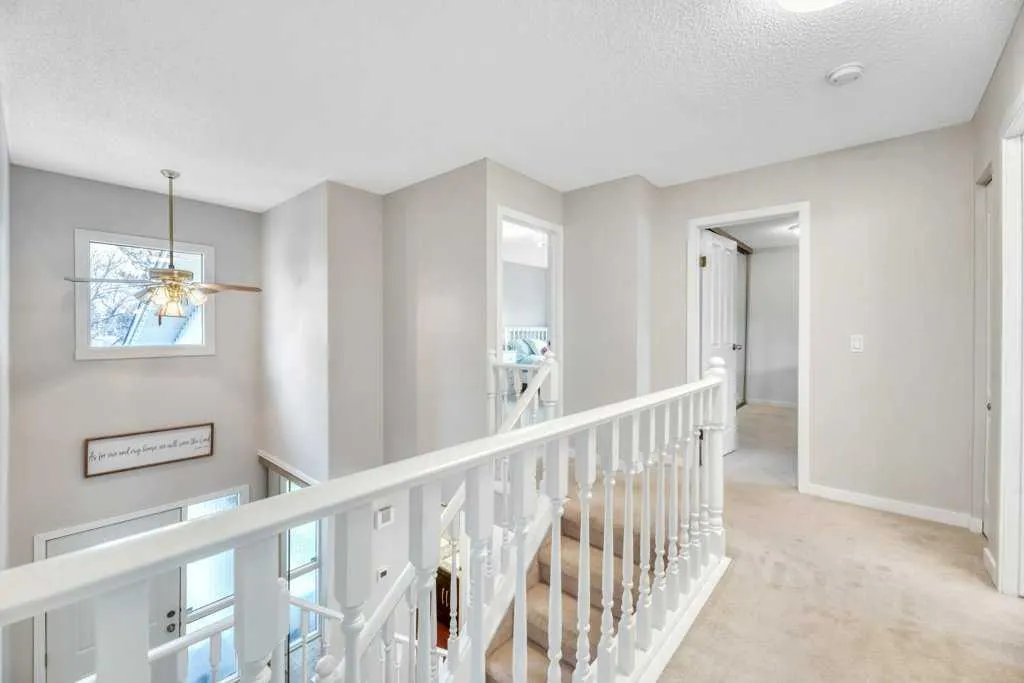 408 Woodside Road SW