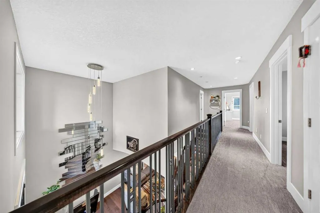 160 Kinniburgh Circle