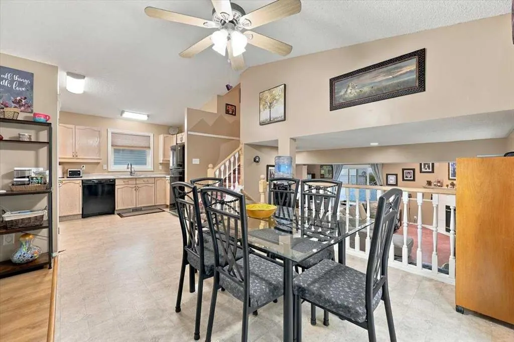 36 Covington Mews NE