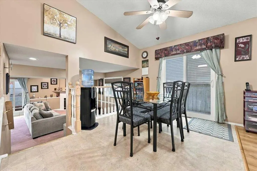 36 Covington Mews NE