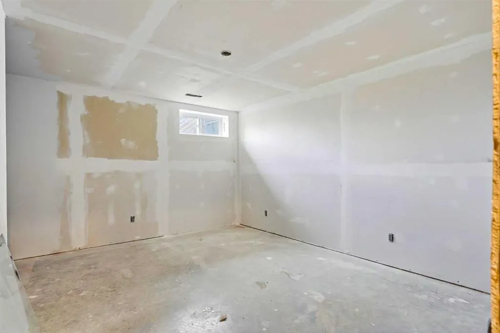 175 Lakeview Cove