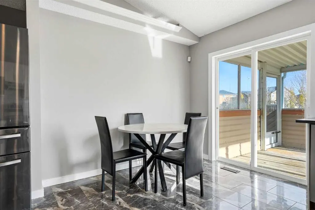 175 Lakeview Cove