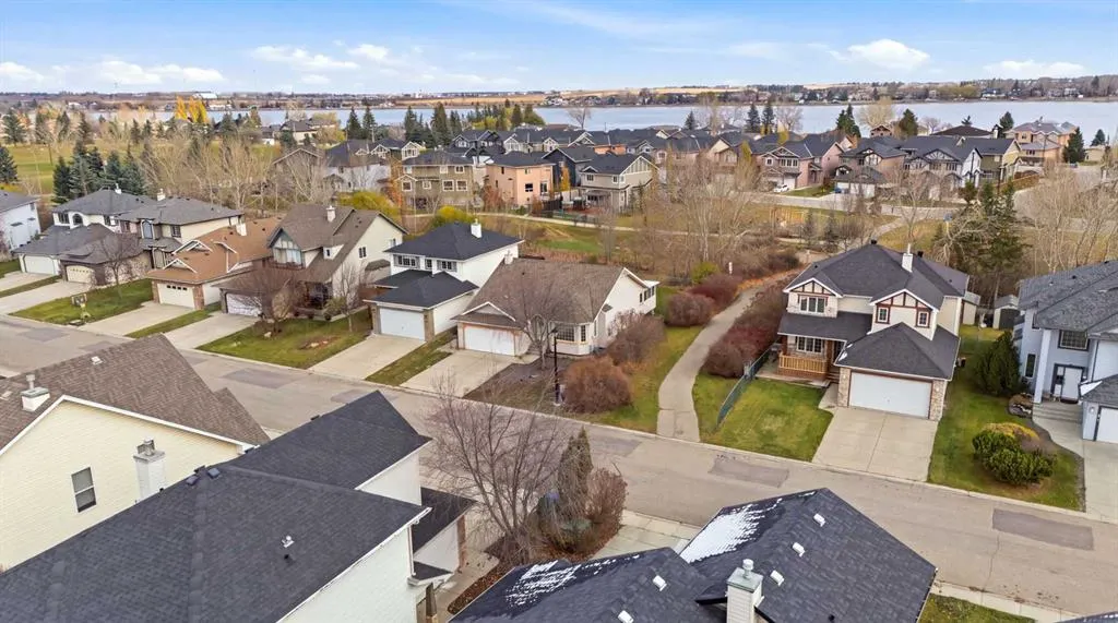 175 Lakeview Cove