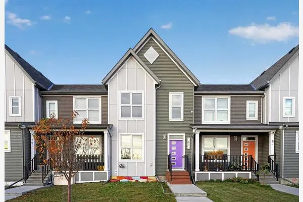 83 Savanna Park NE