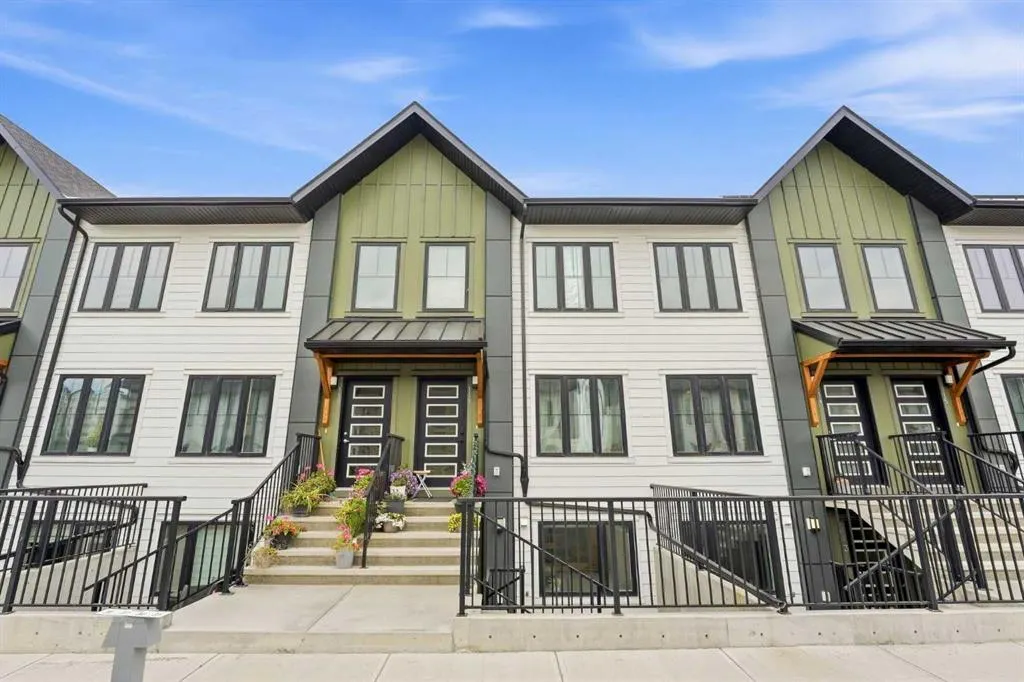 40 Livingston Parade NE #113