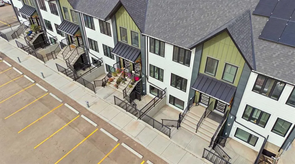 40 Livingston Parade NE #113