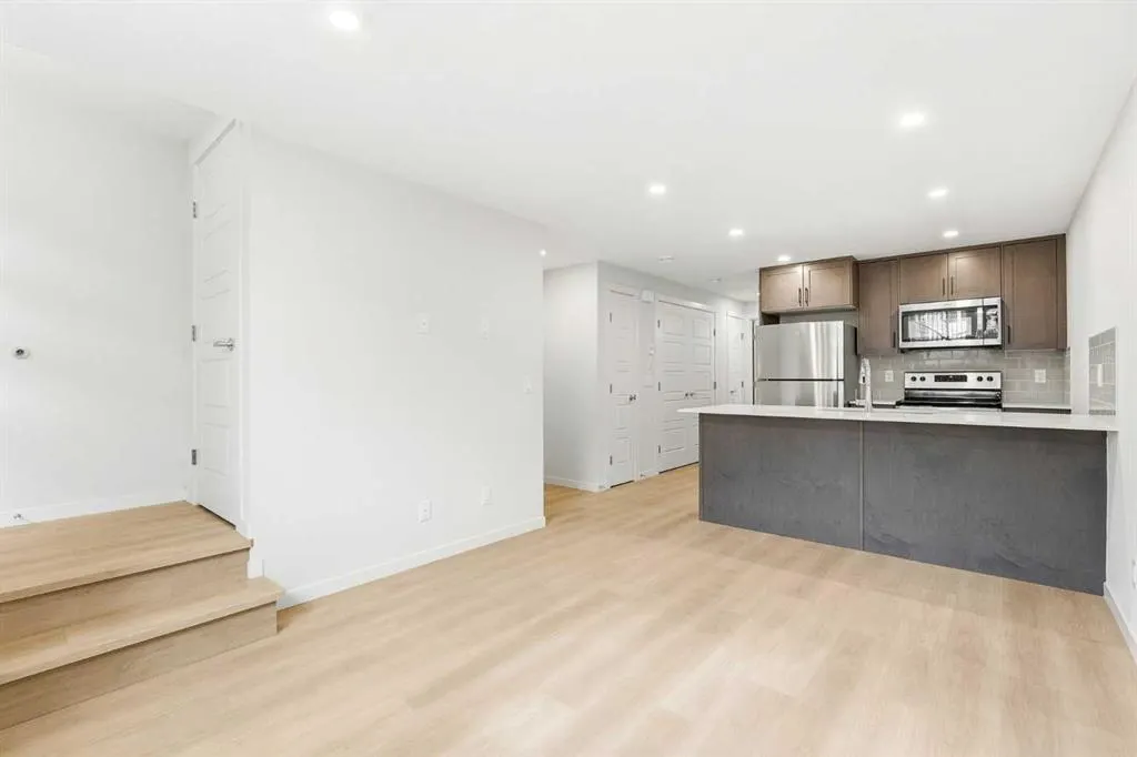 40 Livingston Parade NE #113