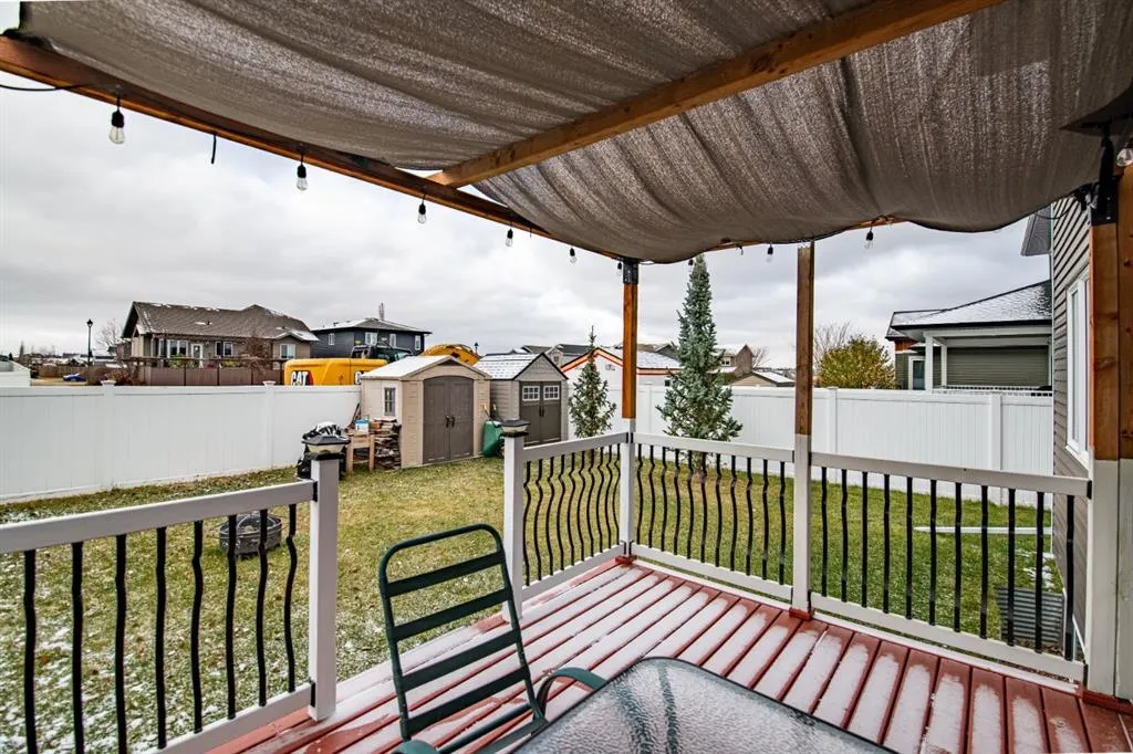 10 Mitchell Crescent
