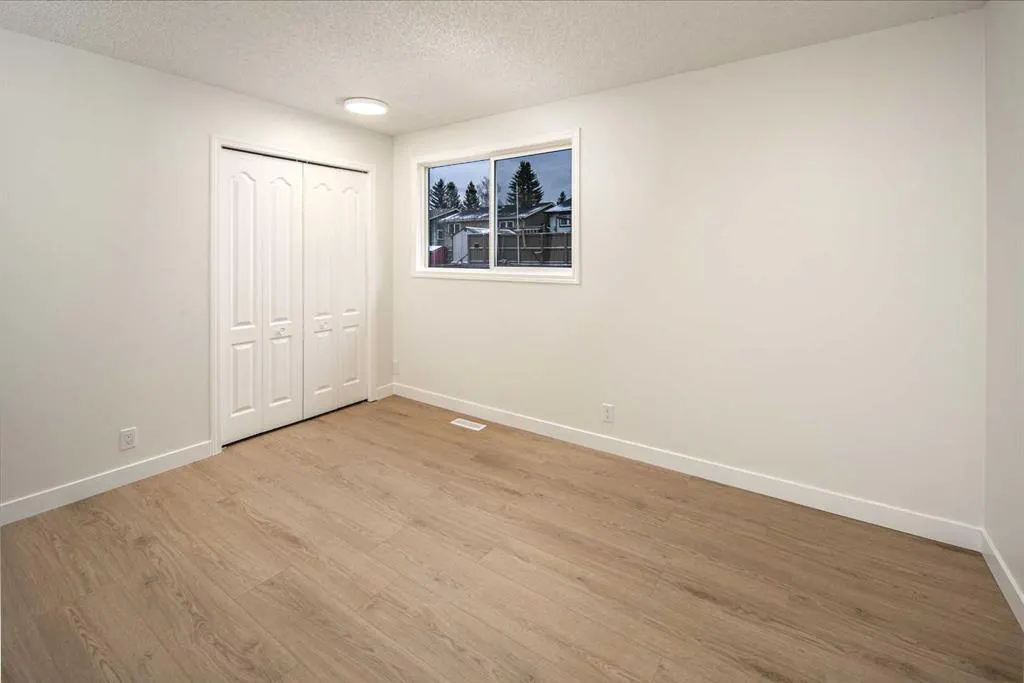 100 Macewan Park Road NW