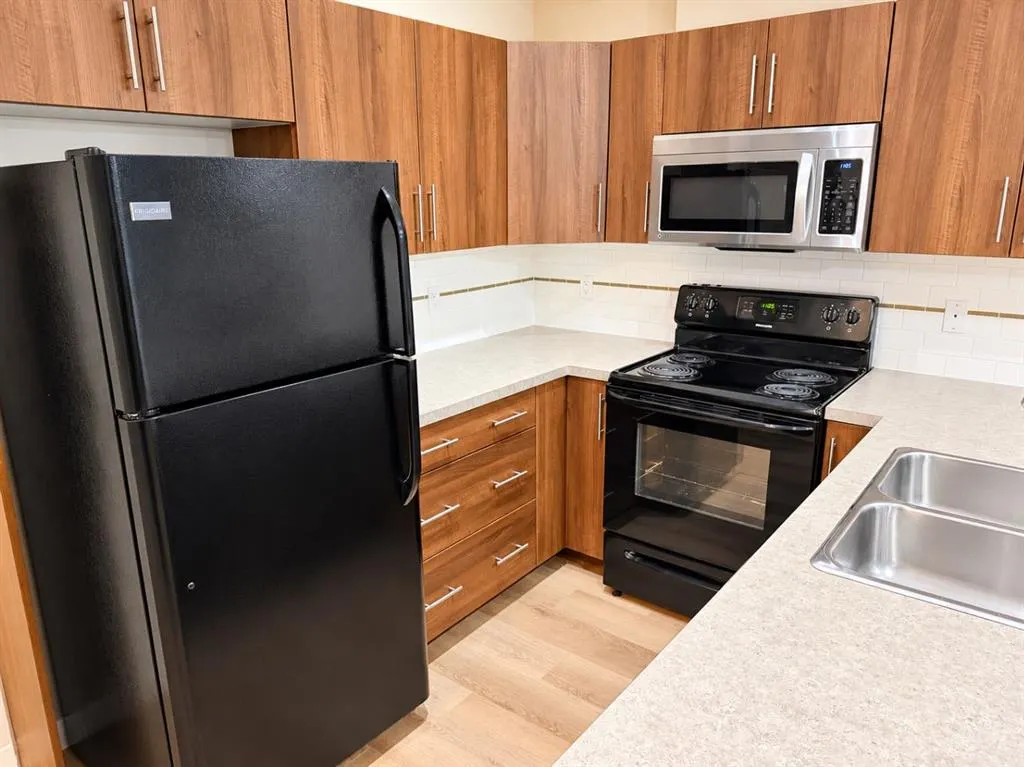 2300 Evanston Square NW #104