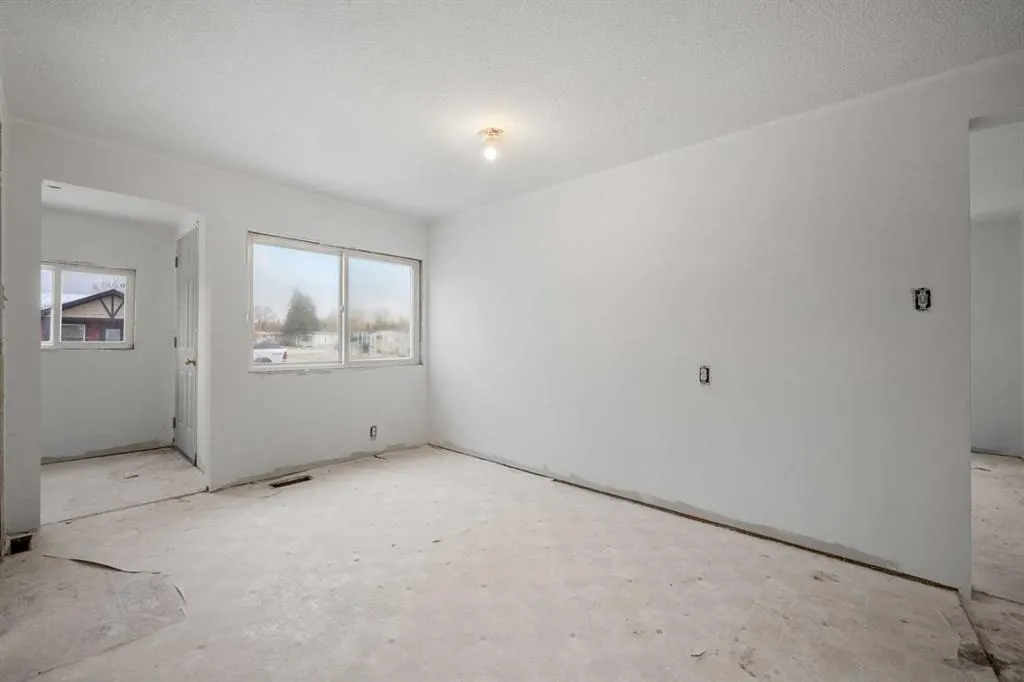 6220 17 Avenue SE #203