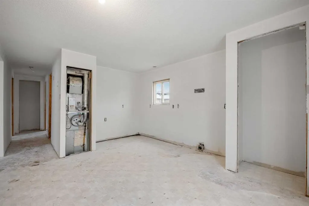 6220 17 Avenue SE #203