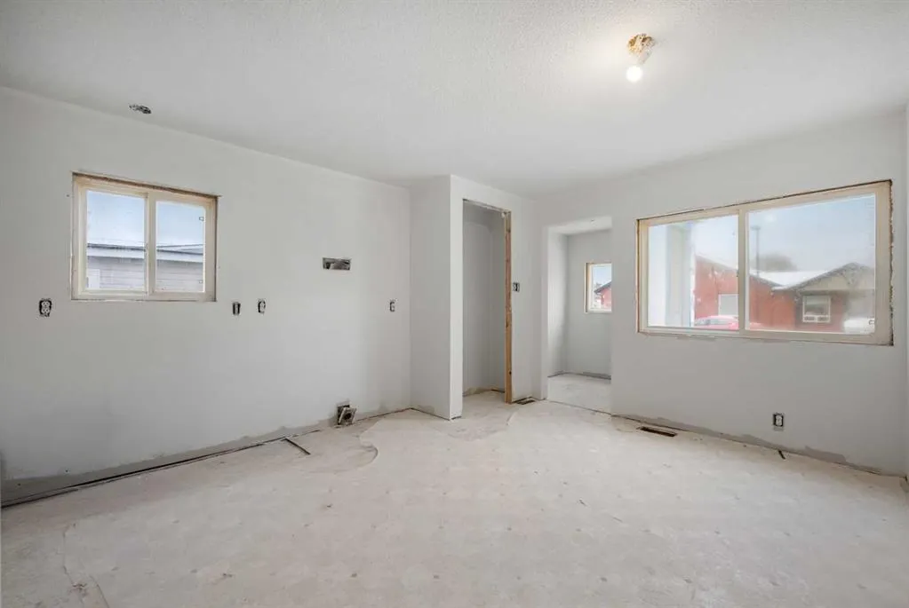 6220 17 Avenue SE #203