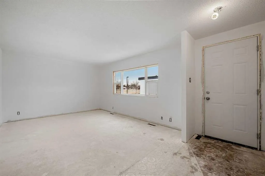 6220 17 Avenue SE #203