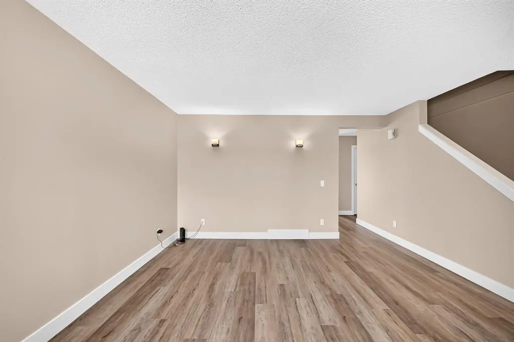 111 Deer Ridge Lane SE
