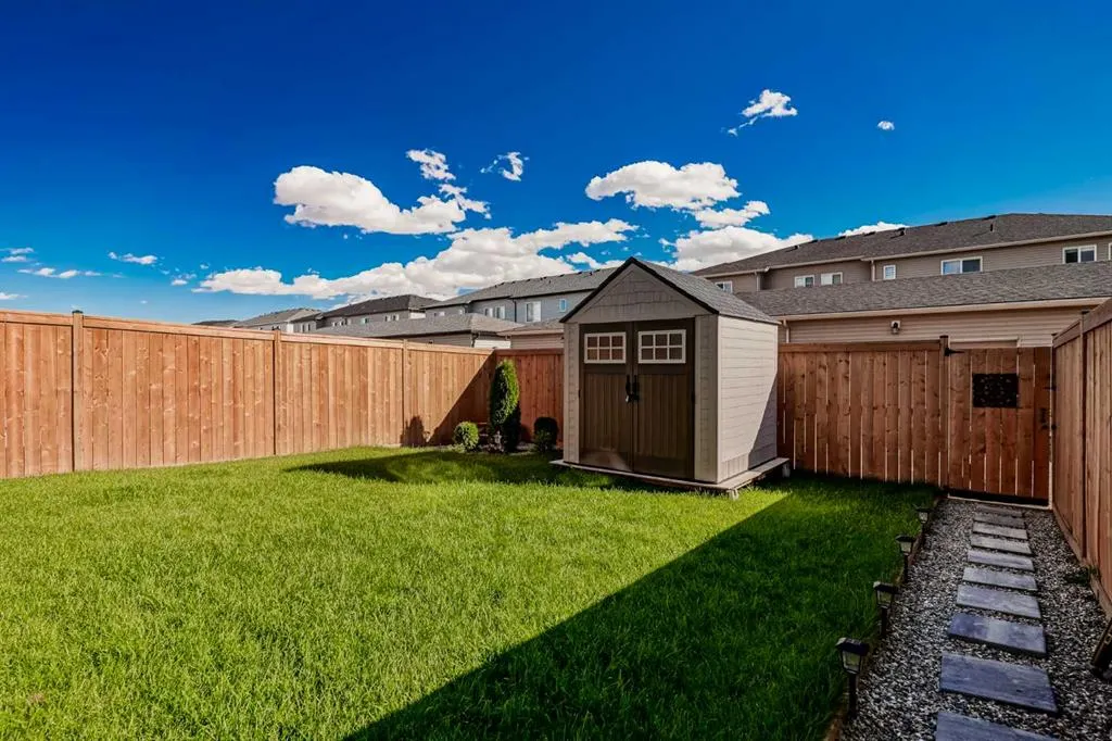 143 Wolf Hollow Manor SE