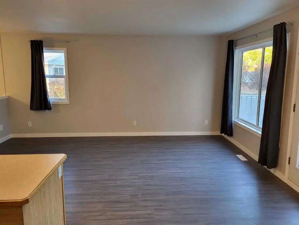236 St. James Boulevard N #3