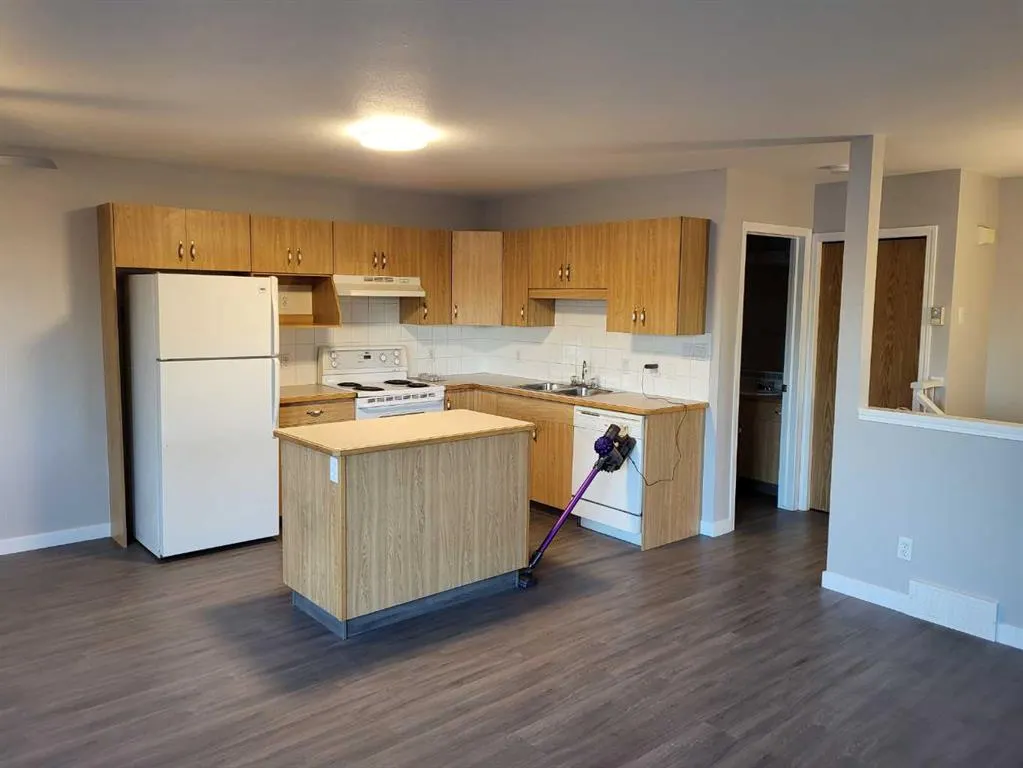 236 St. James Boulevard N #3