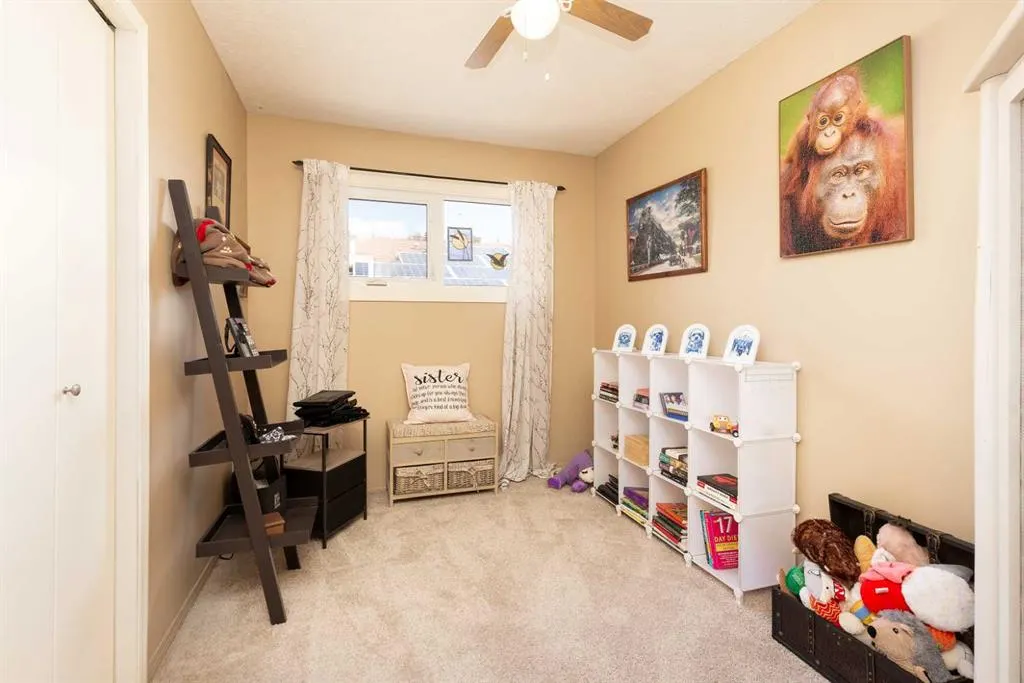 44 Lakhota Road W