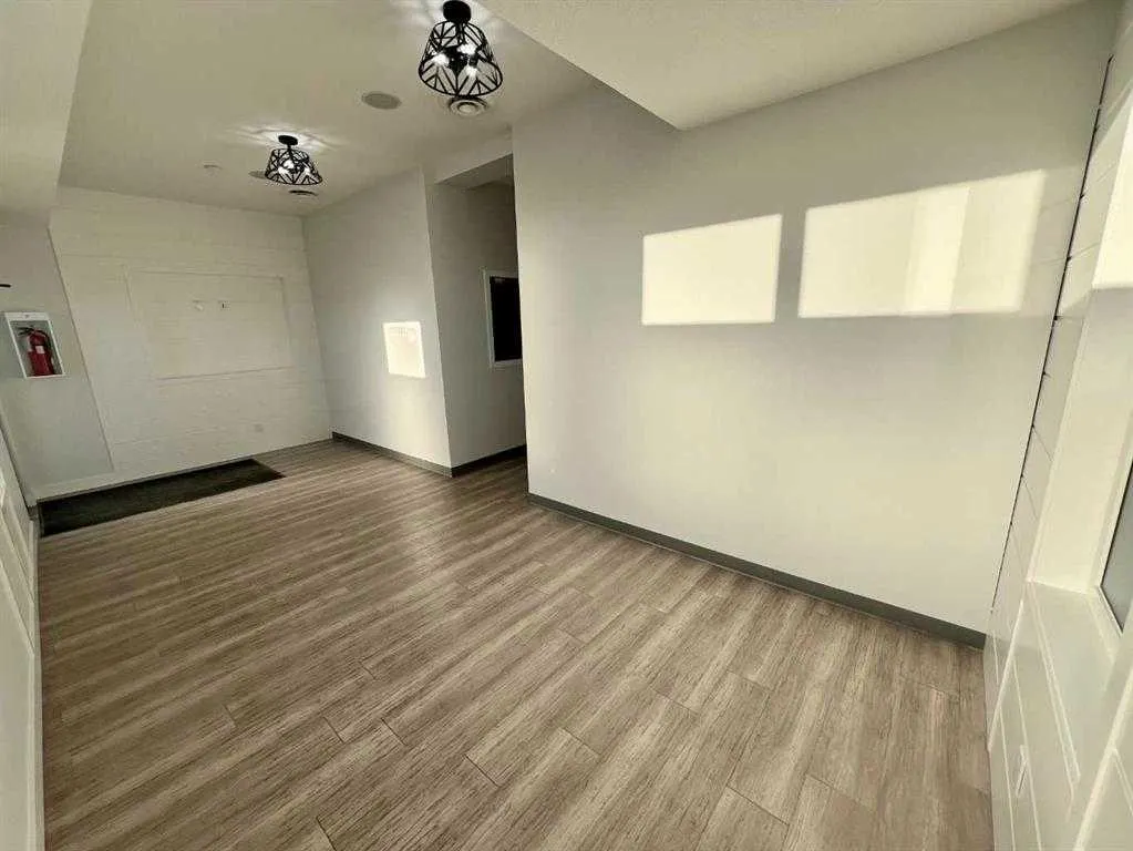 11702 104 Avenue #101