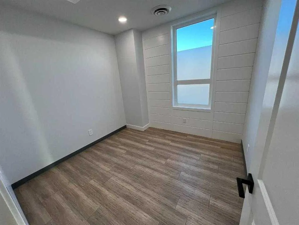 11702 104 Avenue #101