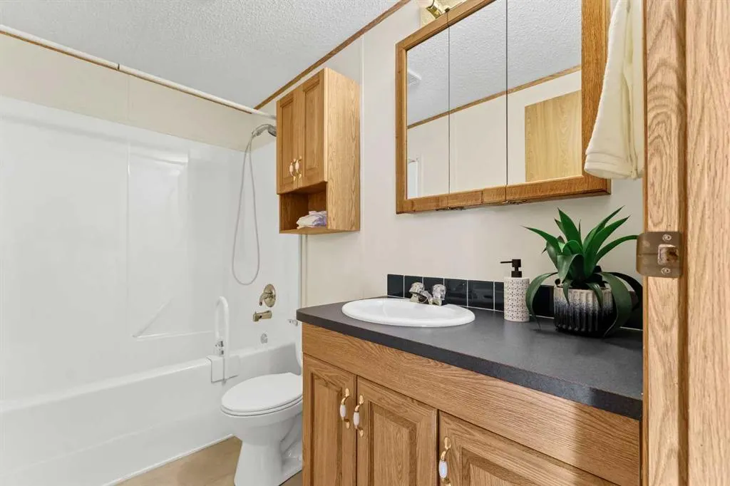 1600 Strachan Road SE #111