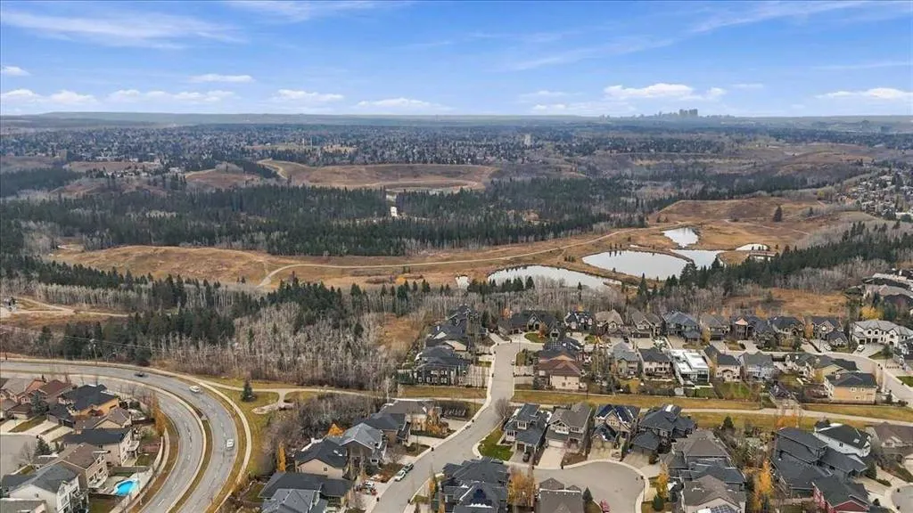 262 Everstone Drive SW