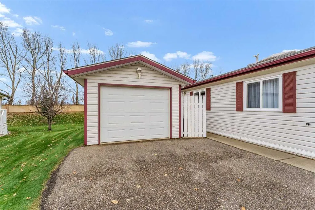 1600 Strachan Road SE #32