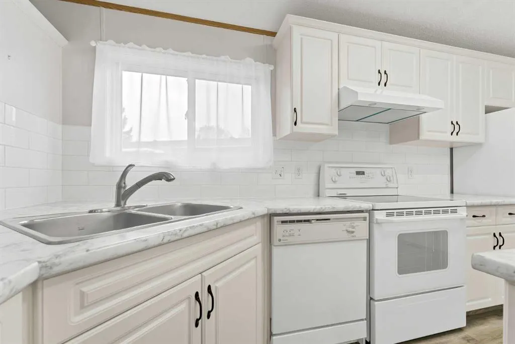 1600 Strachan Road SE #32