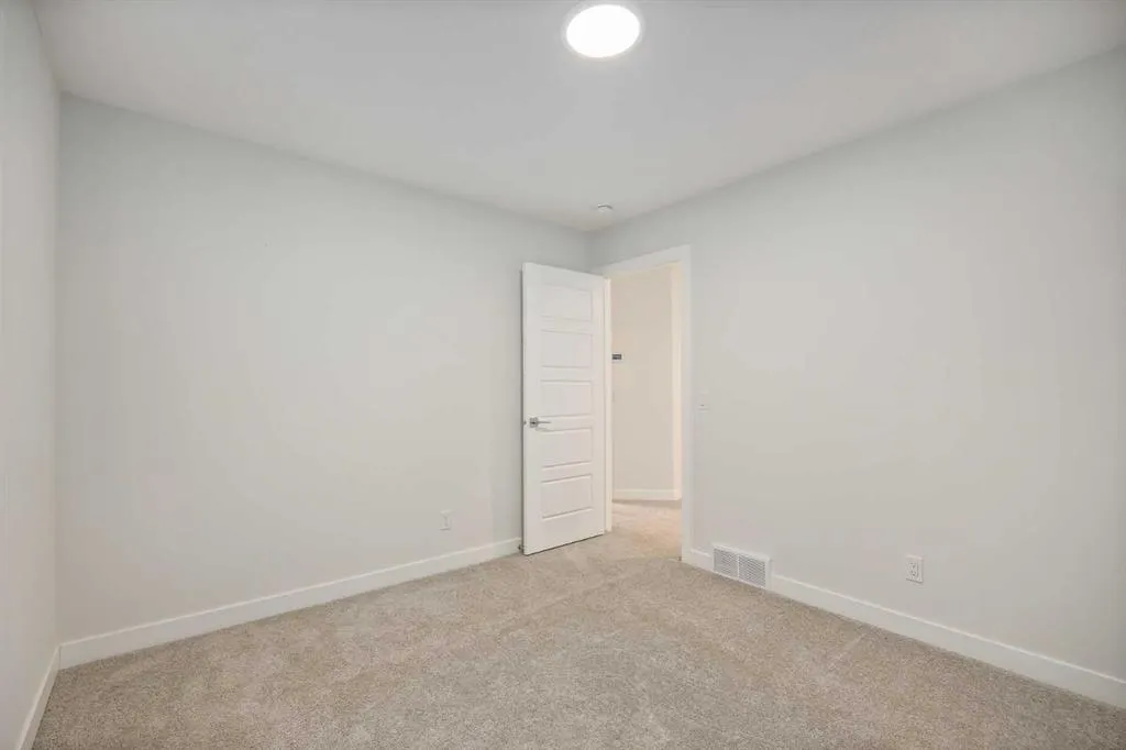 201 Creekstone Path SW