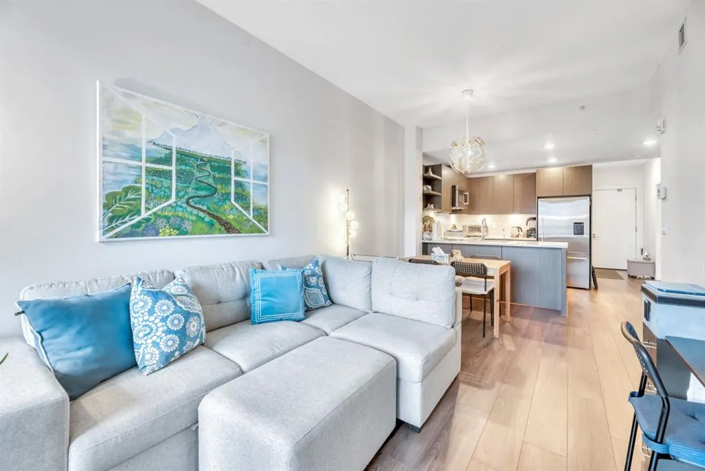 88 9 Street NE #203