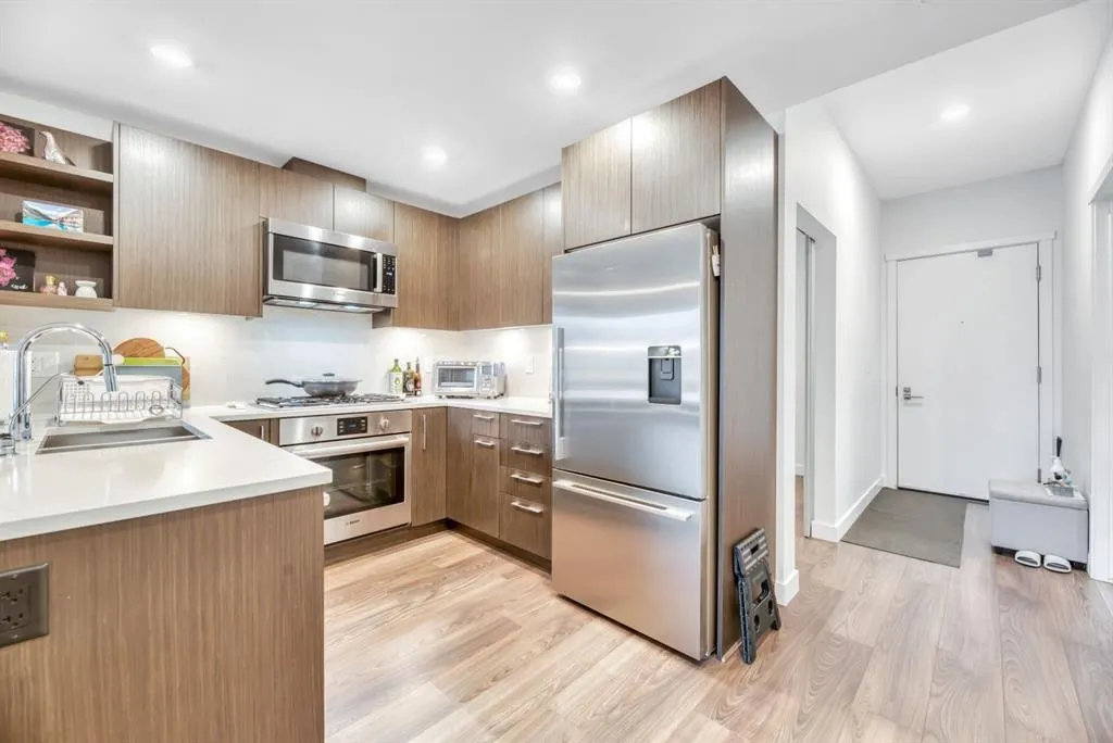 88 9 Street NE #203
