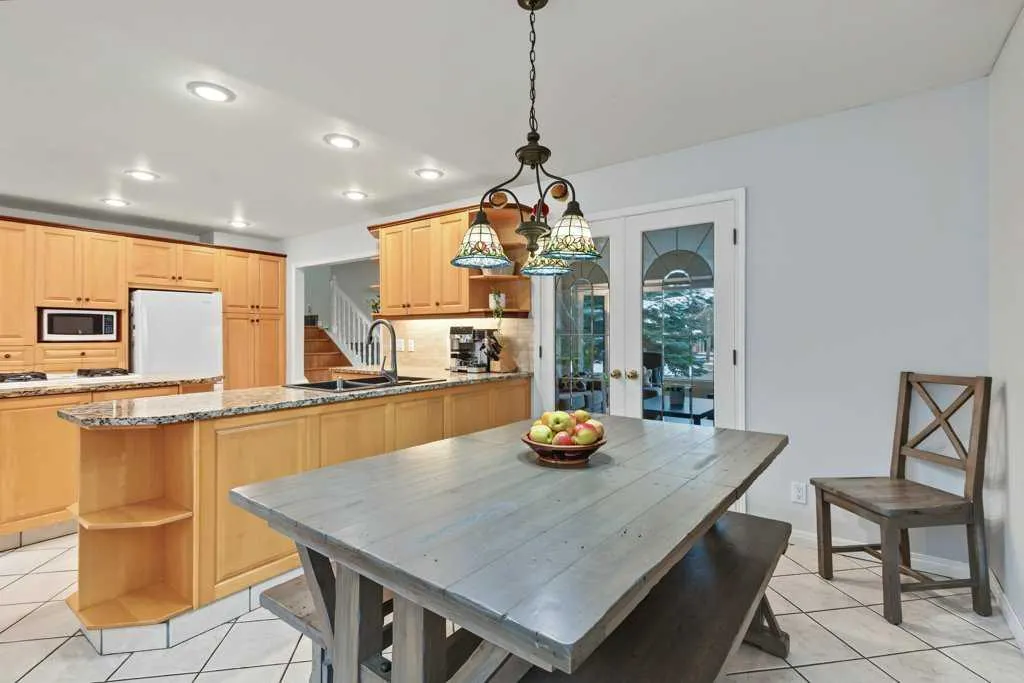 79 Suntree Lane