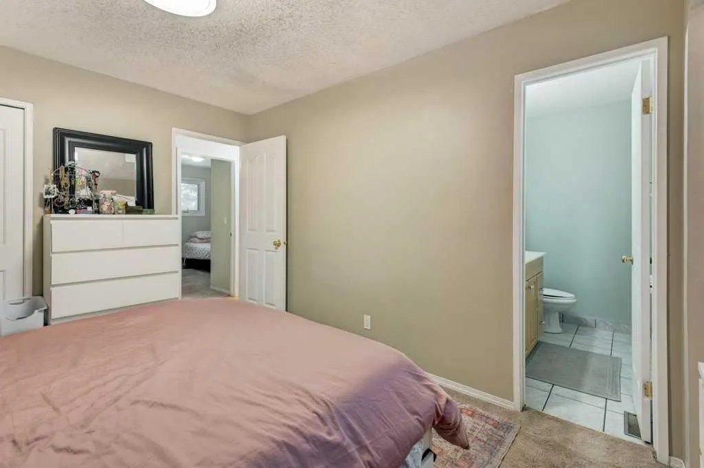 79 Suntree Lane