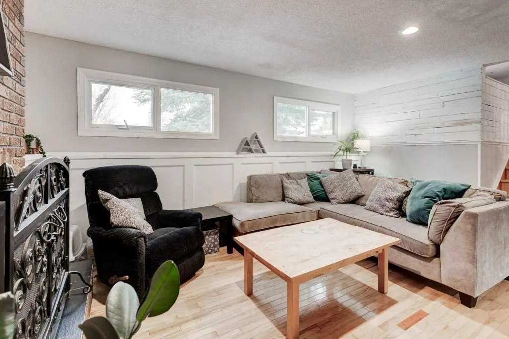 79 Suntree Lane