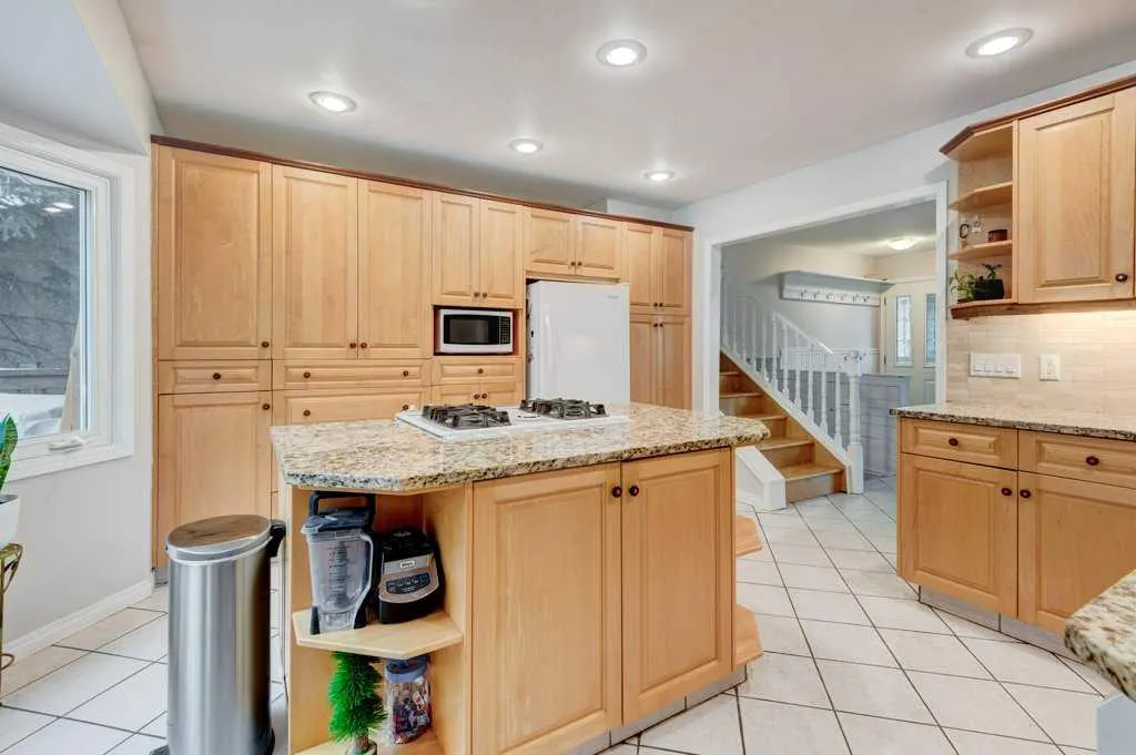 79 Suntree Lane