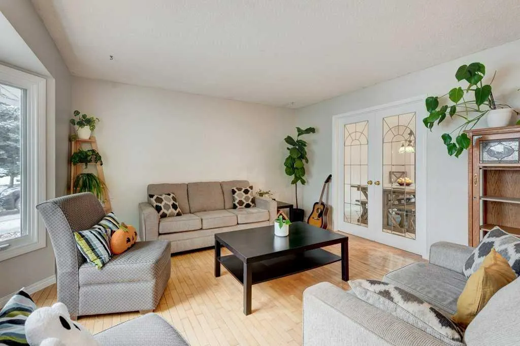 79 Suntree Lane