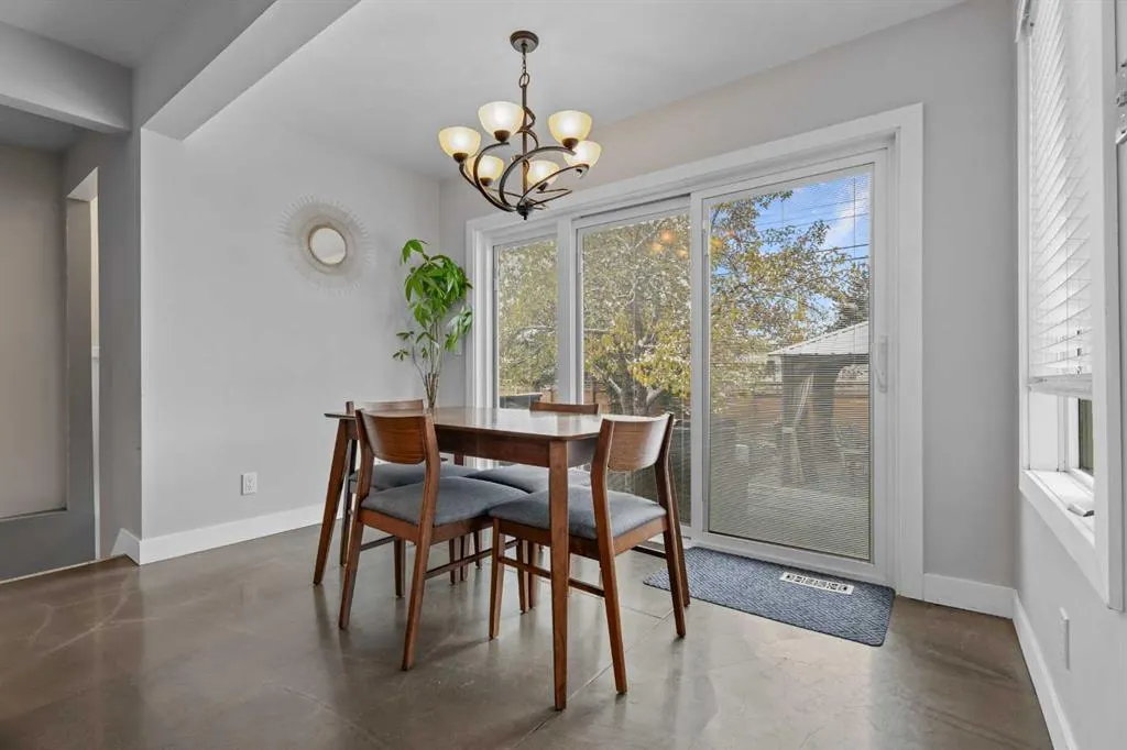 807 Allandale Road SE