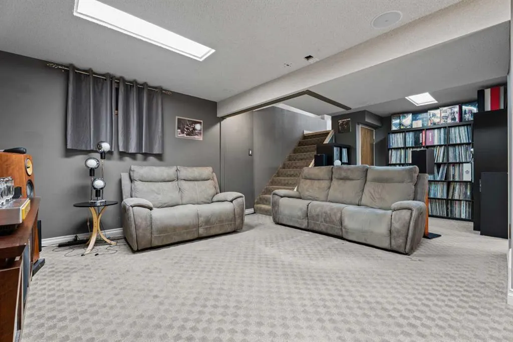 807 Allandale Road SE