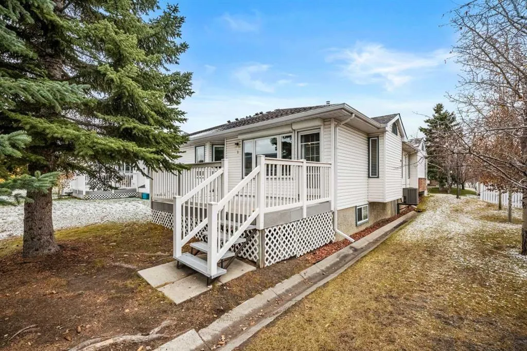 2 Rivercrest Villas SE