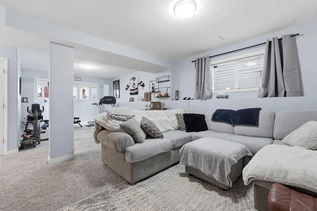 31 Heenan Crescent