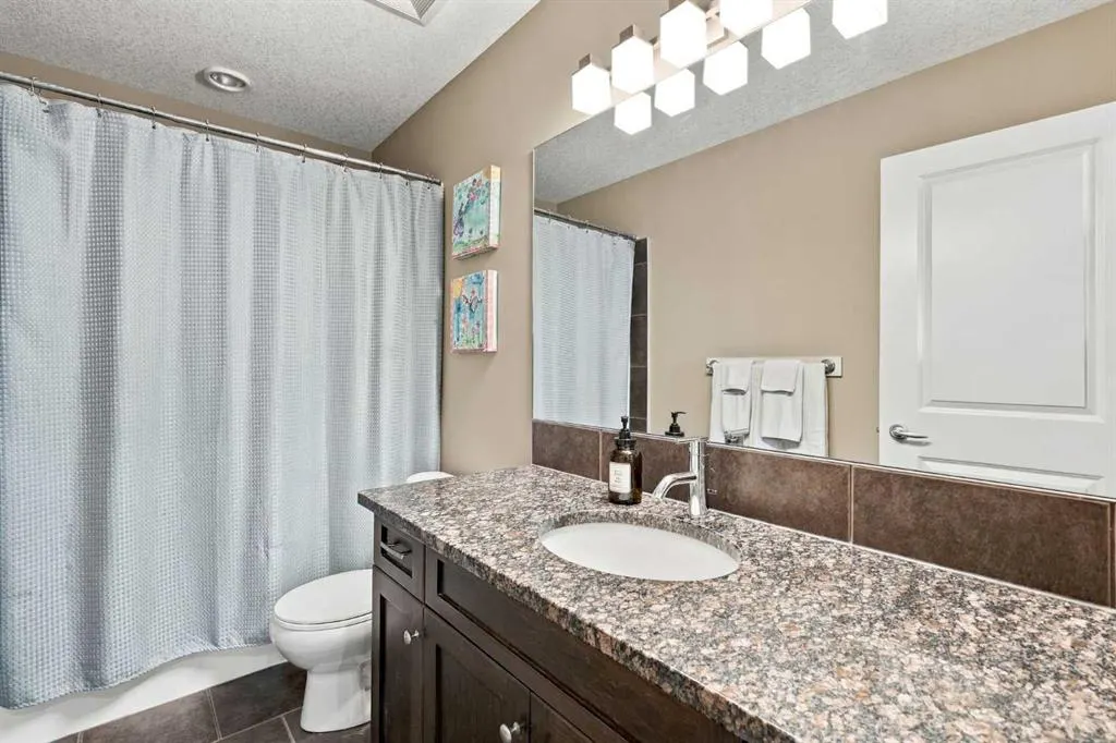 54 West Cedar Place SW
