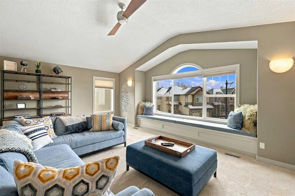 54 West Cedar Place SW