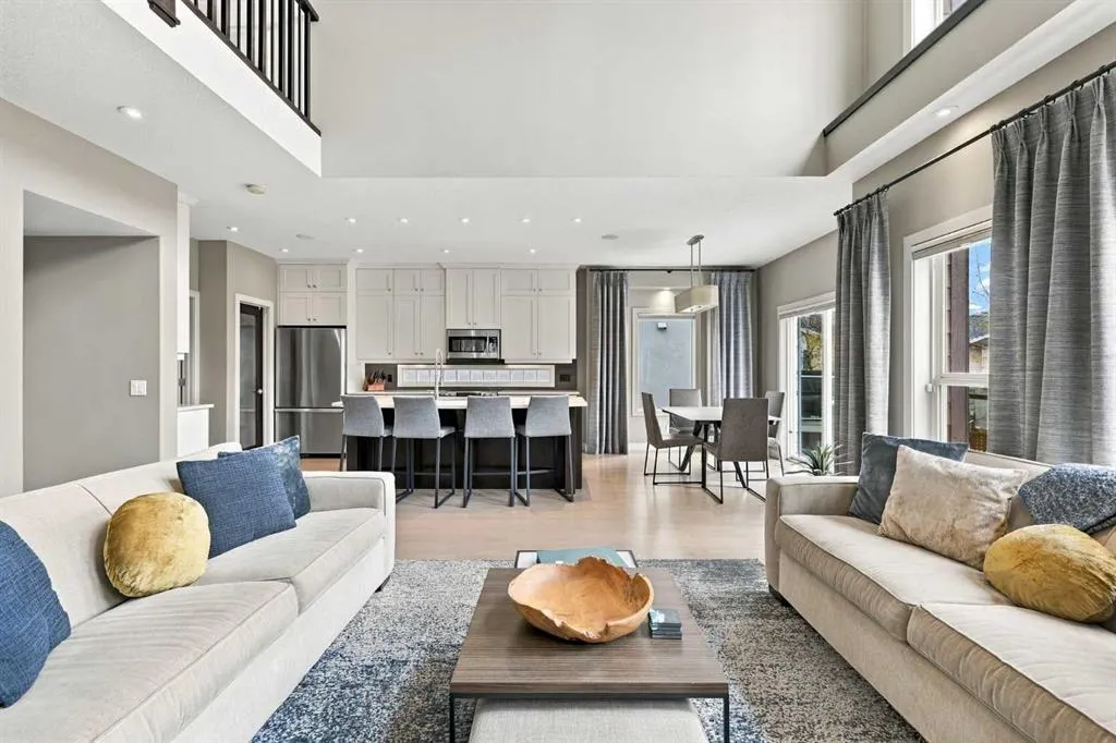 54 West Cedar Place SW