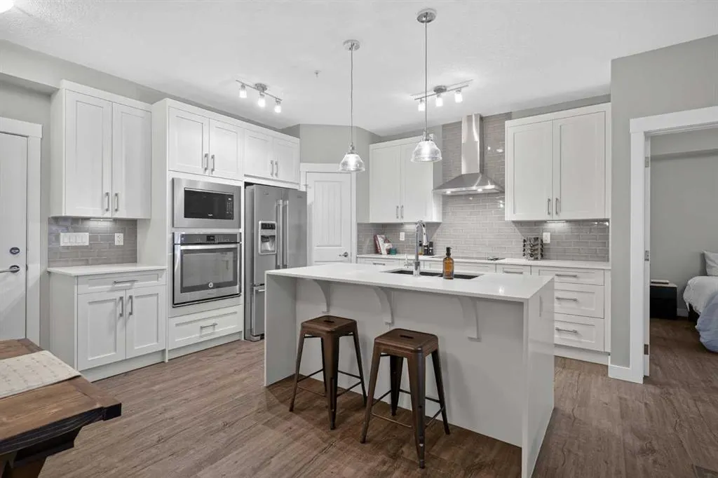 100 Auburn Meadows Common SE #216