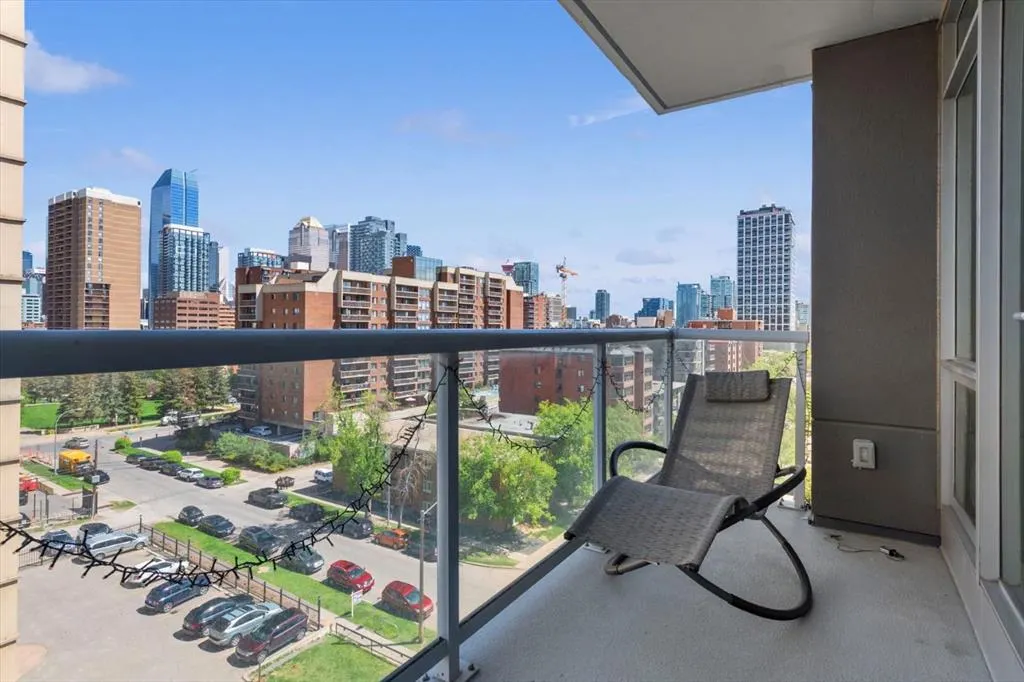1501 6 Street SW #706