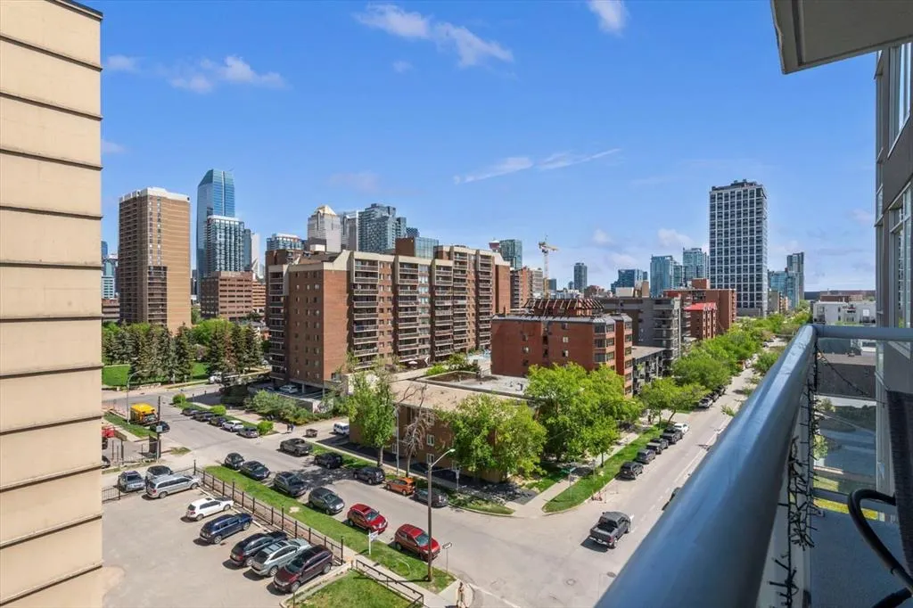 1501 6 Street SW #706